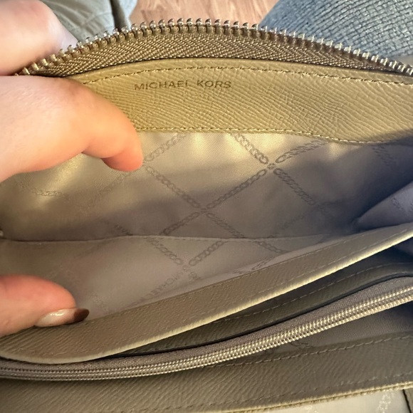 Michael Kors Tan Leather Wallet - Picture 8 of 14